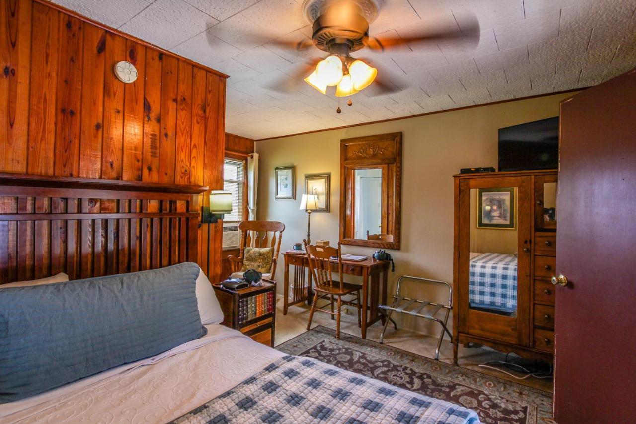 Mountainaire Inn And Log Cabins Blowing Rock Dış mekan fotoğraf
