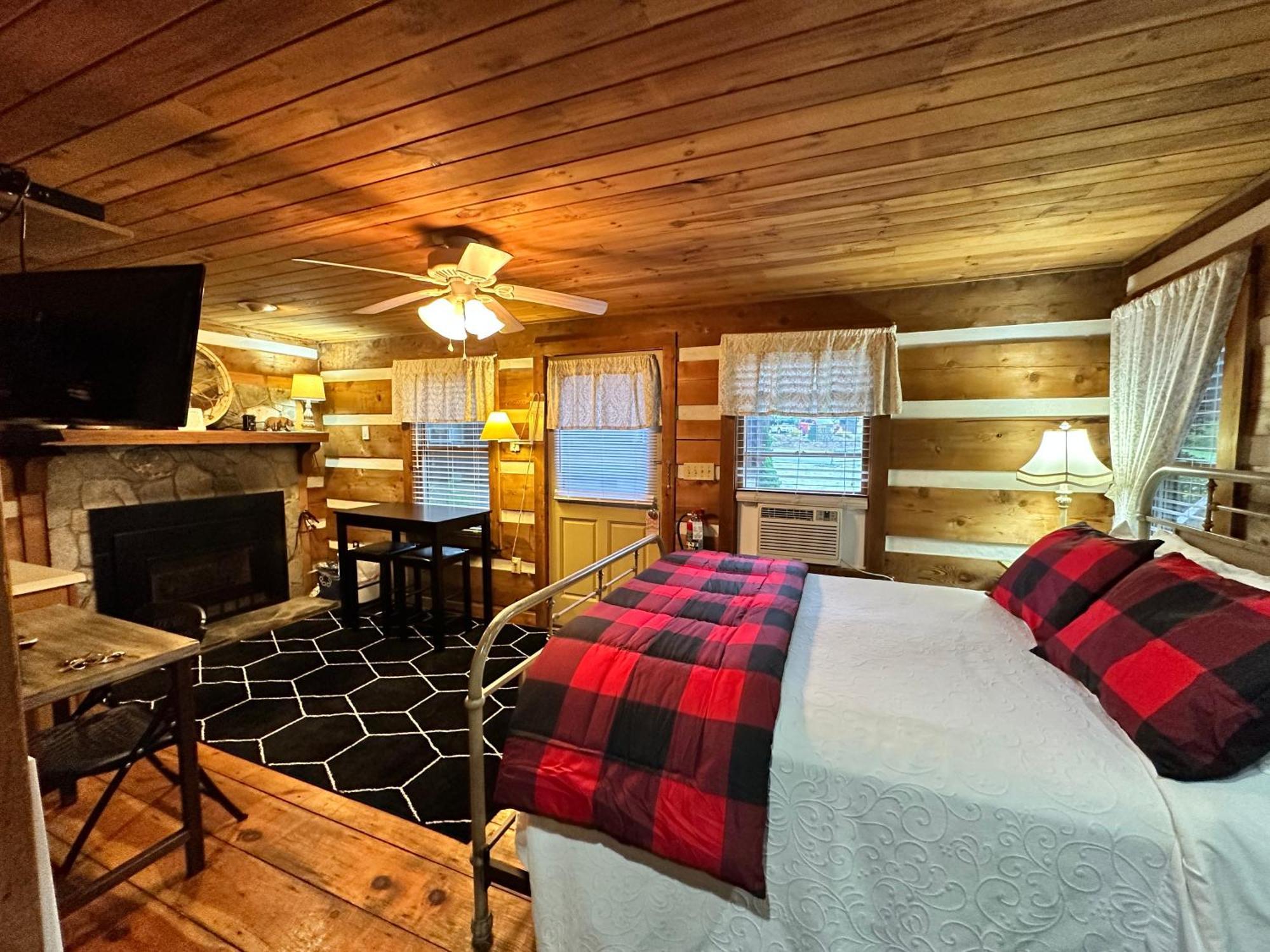 Mountainaire Inn And Log Cabins Blowing Rock Dış mekan fotoğraf