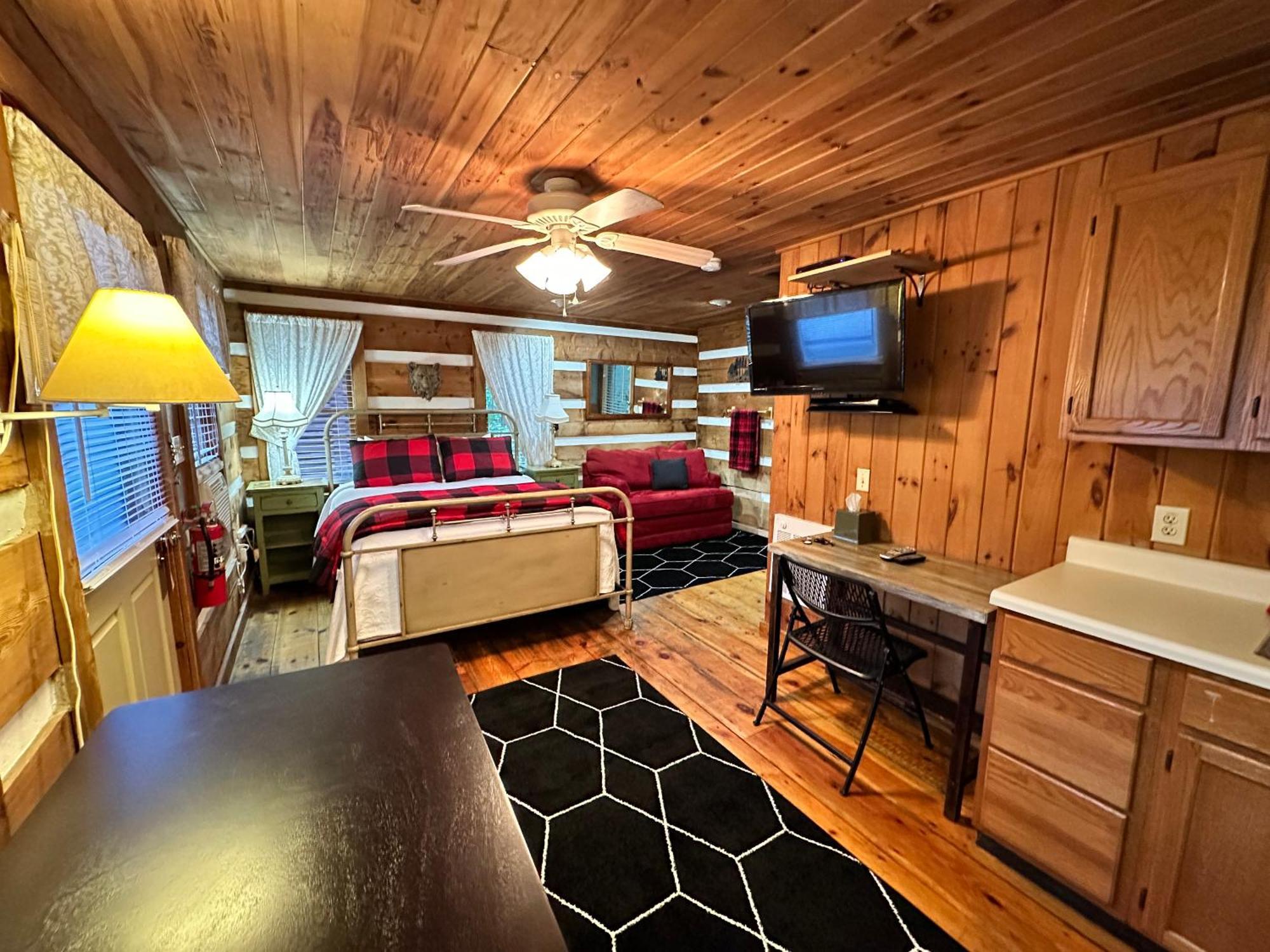 Mountainaire Inn And Log Cabins Blowing Rock Dış mekan fotoğraf